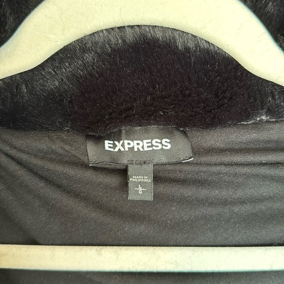 Express Black Faux Fur Jacket - Picture 4 of 4